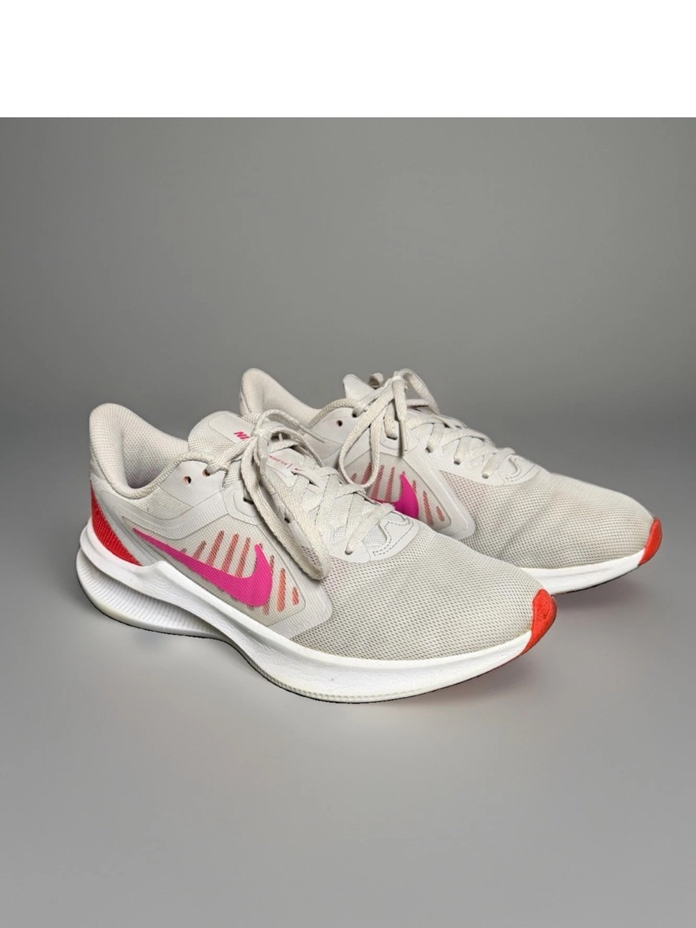Nike Downshifter 10 Women's Light Grey Sneakers CI9984-002 Size 9